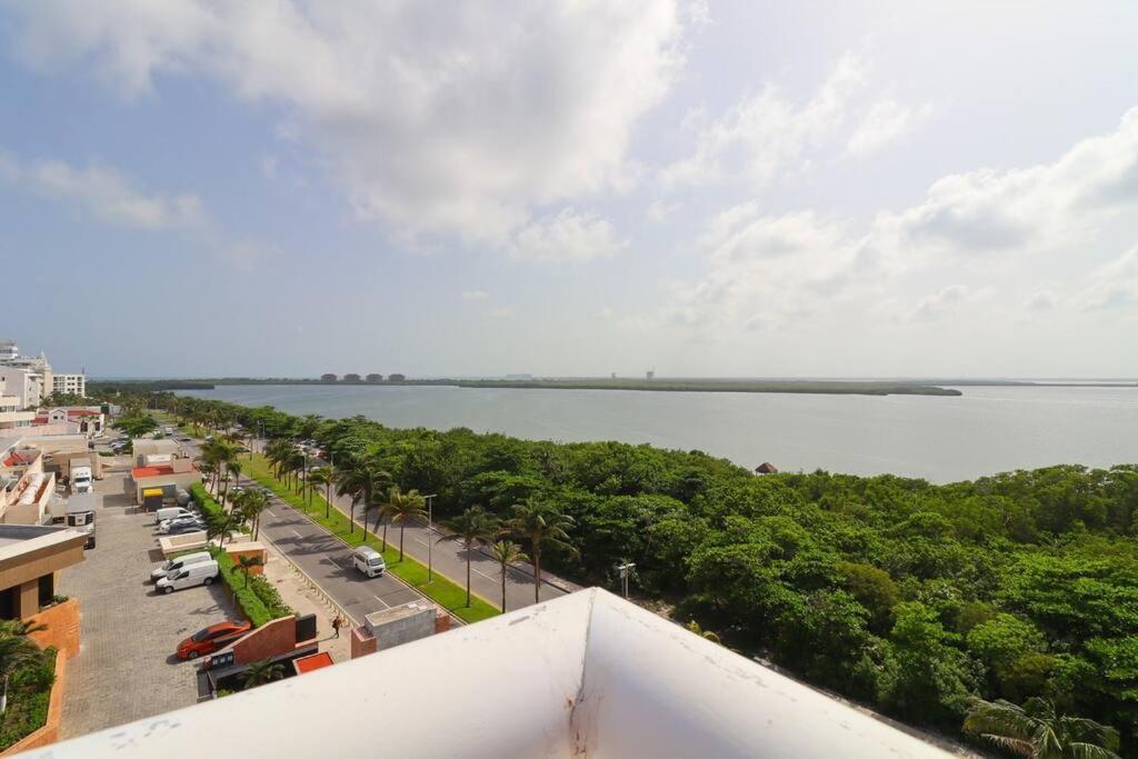 Penthouse On The Beach With Private Sea View Apartment Cancun Exterior photo